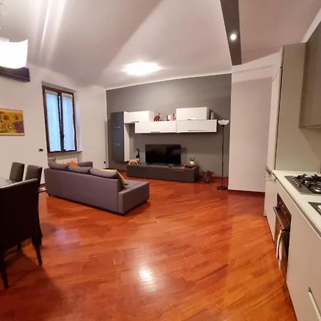 La Casa Di Cris - Milano, Appartamento Zona Sempione 外观 照片